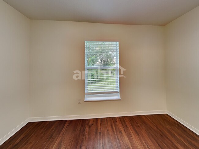 Building Photo - 1812 Roper Rd