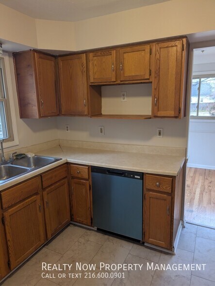 Building Photo - 15334 Triskett Rd