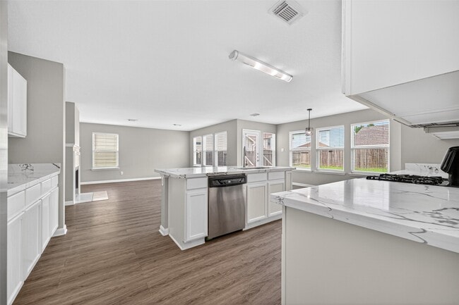 Building Photo - 15826 Kings Cypress Ln