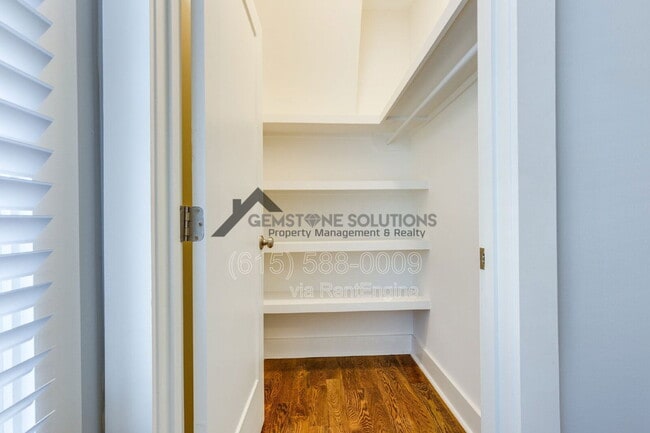 Building Photo - 628 Shelby Ave