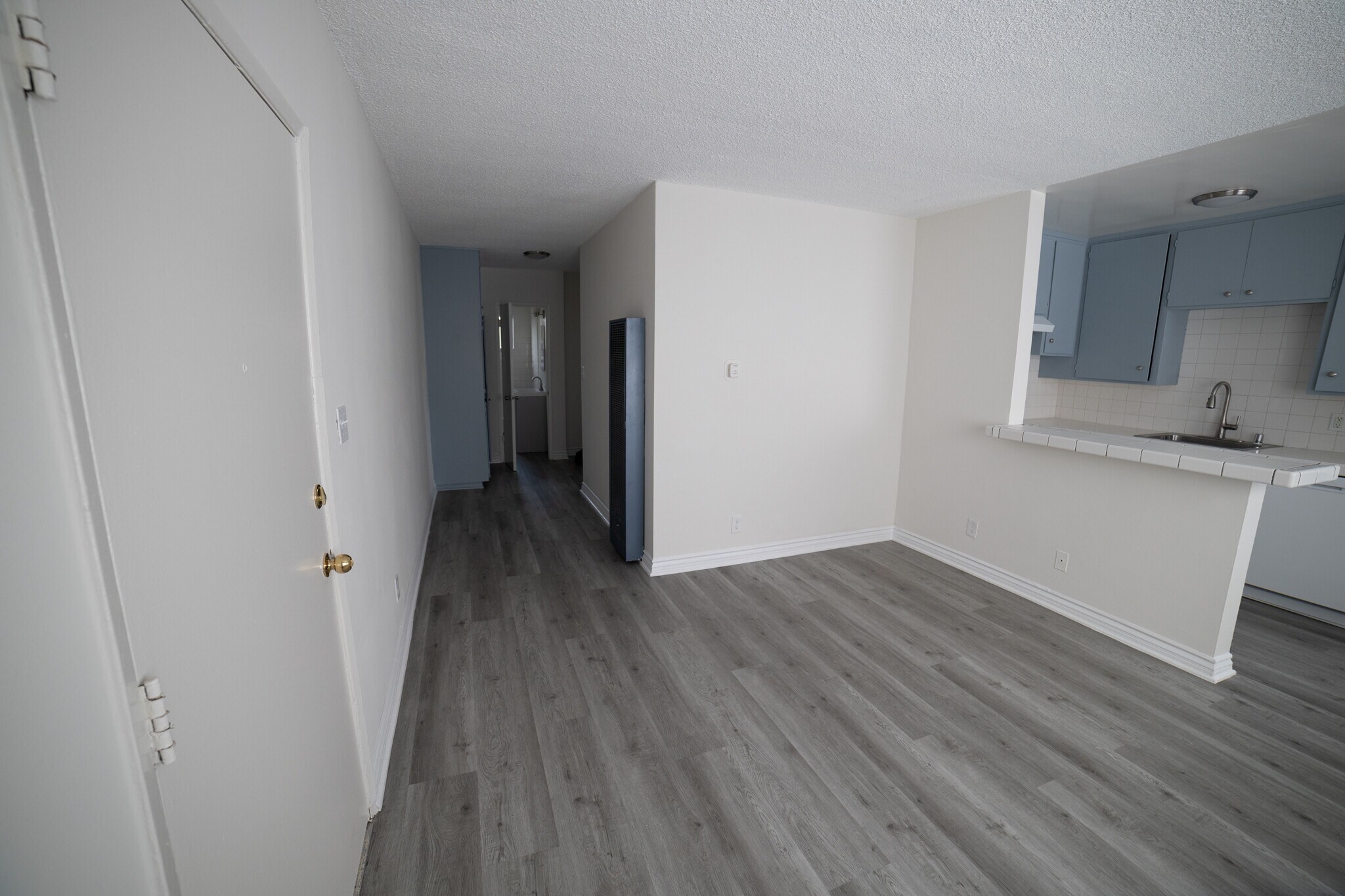 Building Photo - 1315 Ocean Park Blvd