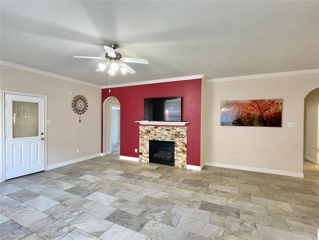 Building Photo - 13834 Clear Trail Ln