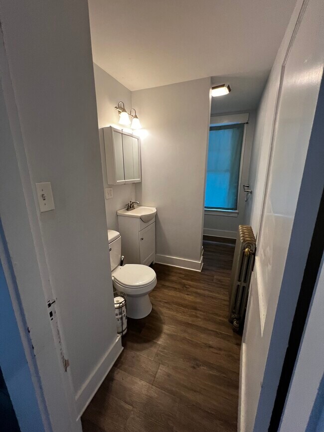 Building Photo - 83 Dartmouth St