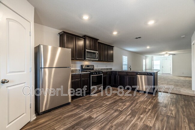 Building Photo - 3870 Trail de Paris