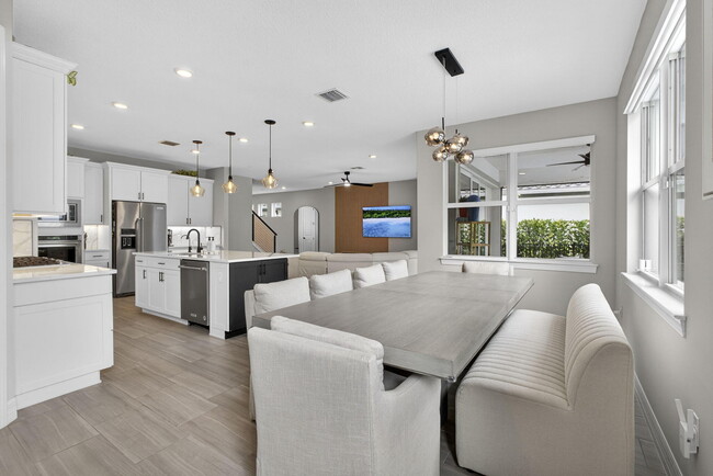 Building Photo - 12534 Triumph Ln