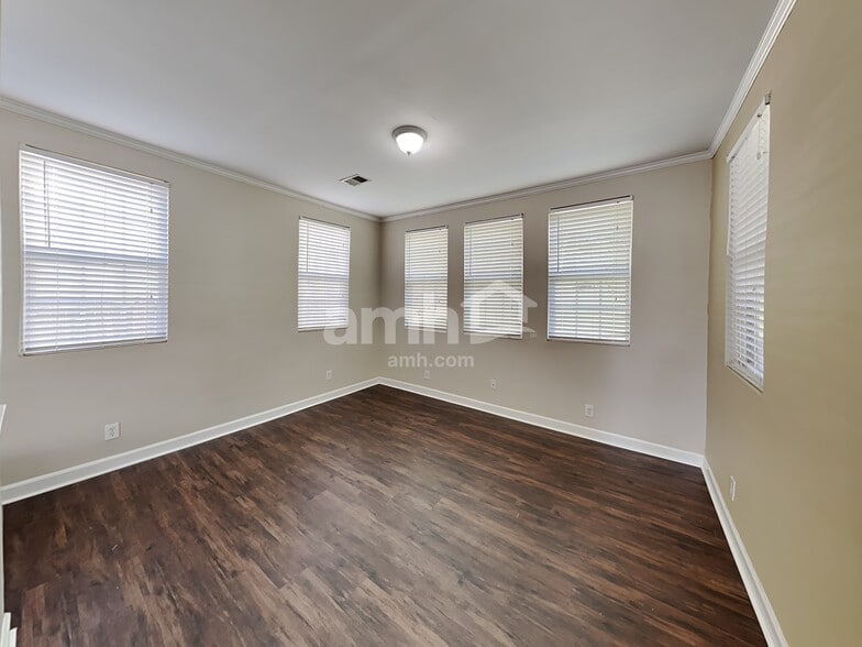 Building Photo - 14821 Ashlight Dr