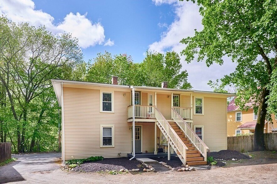 Building Photo - 4 Lawn Ave