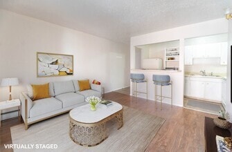 Building Photo - 8770 Galen Ct