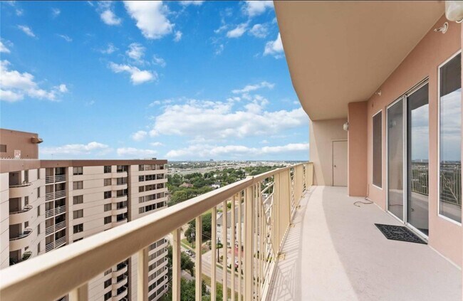 Building Photo - 3505 Sage Rd