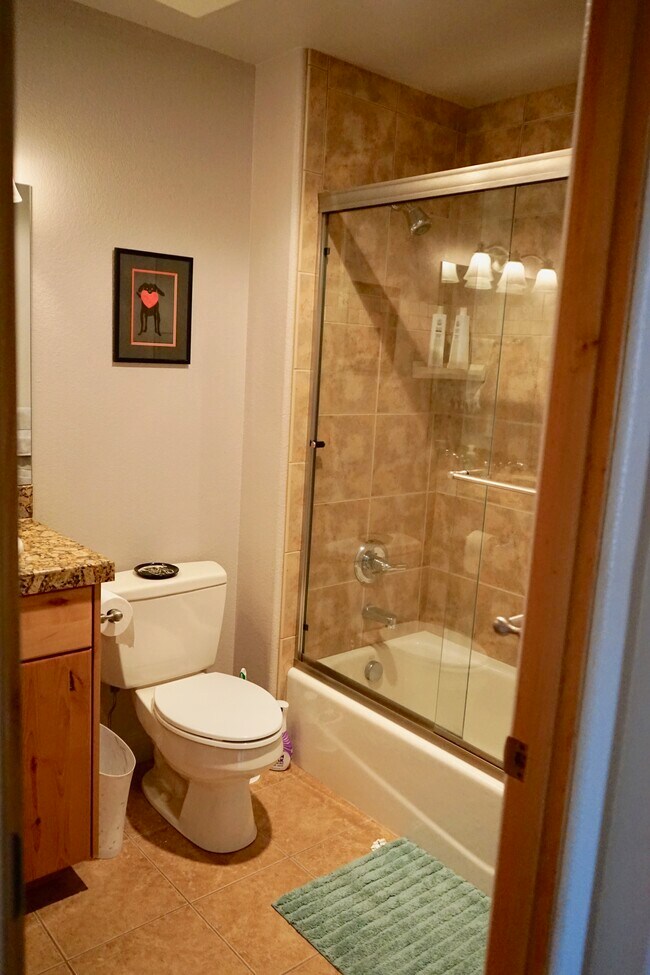 Upstairs bathroom - 27 Crystal Park Rd