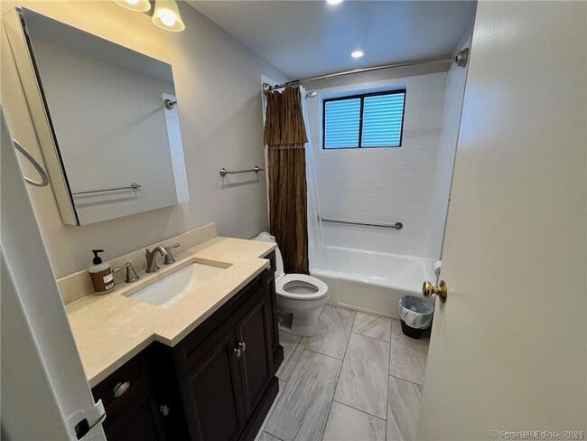 Building Photo - 47 Olcott Way