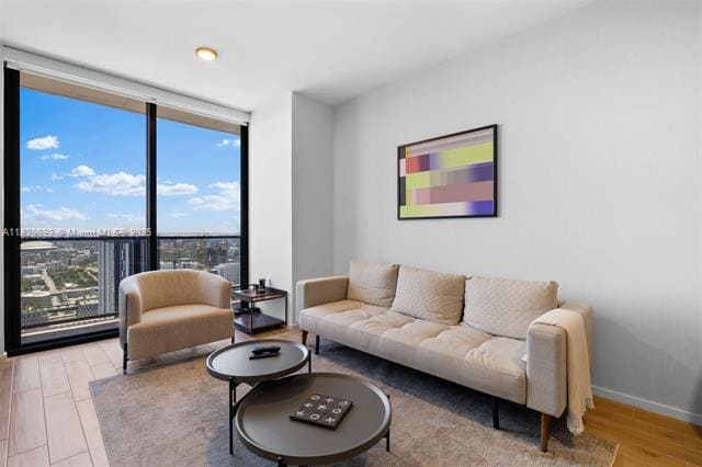 Building Photo - 398 NE 5th St