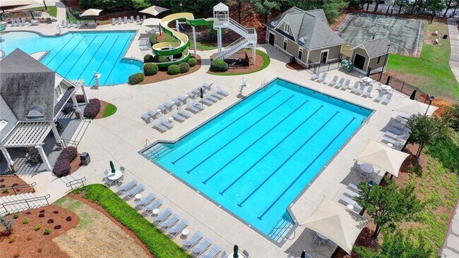 Building Photo - 2540 Maple Ridge Ln