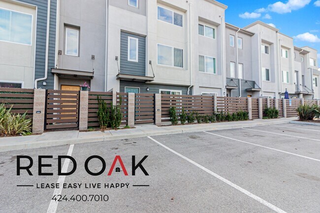 Building Photo - 14430 Strawberry Ln