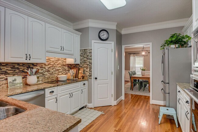 Building Photo - 4 Bedroom 2.5 Bath in Jones Crossing