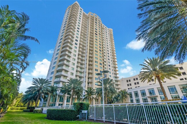 Building Photo - 1755 E Hallandale Beach Blvd