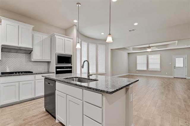Building Photo - 3032 Lionsgate Dr
