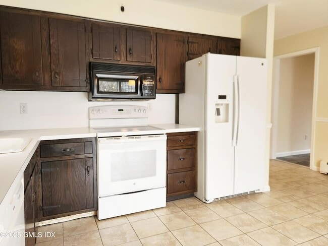 Building Photo - 12 Palmer St