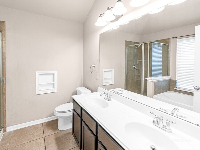 Building Photo - 20622 Sage Rain Ct