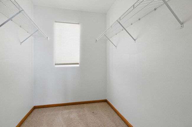 Building Photo - 15340 Kenmare Cir