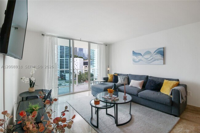 Building Photo - 1155 Brickell Bay Dr