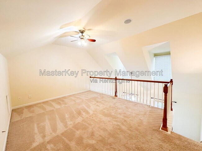 Building Photo - 205 Old Grove Ln