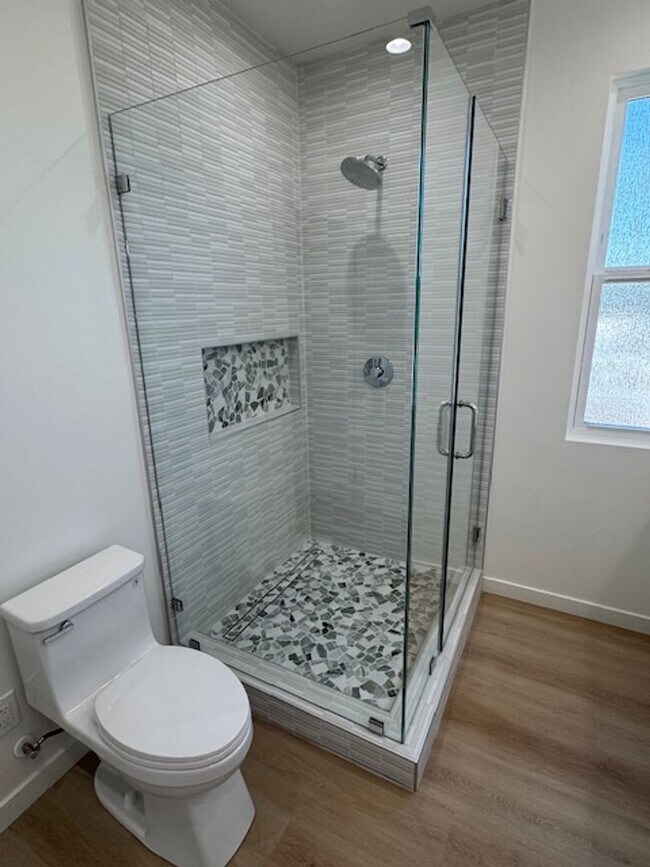 Building Photo - 6170 Briercrest Ave