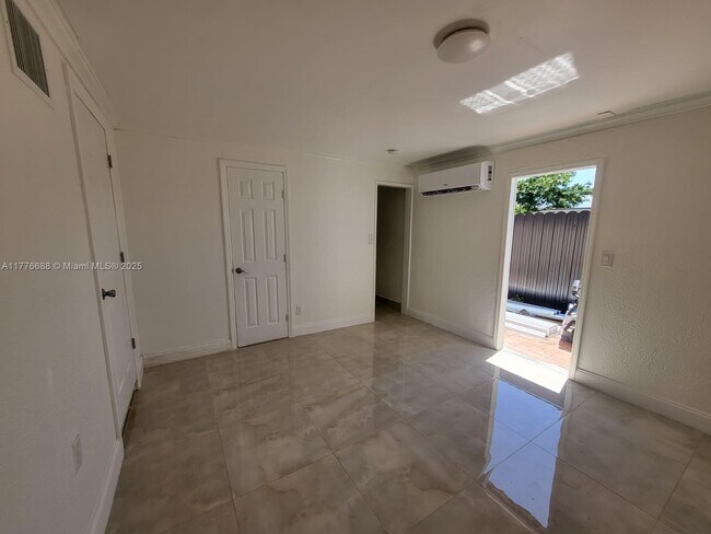 Building Photo - 15320 SW 298th Terrace