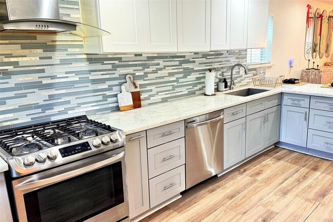 Building Photo - 12407 Whittington Dr