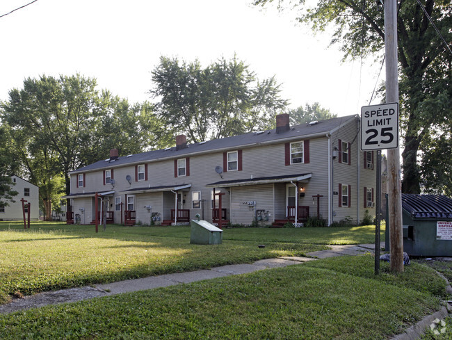 Building Photo - 9539 Green Meadow Rd