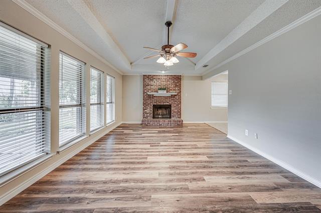 Building Photo - 1321 Meadow Ct