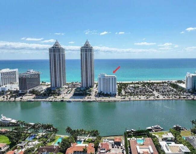 Building Photo - 4747 Collins Ave