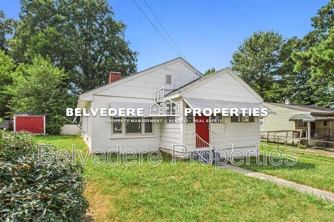 Building Photo - 902 Avalon Rd