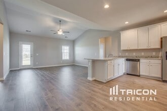 Building Photo - 730 W Coker Way