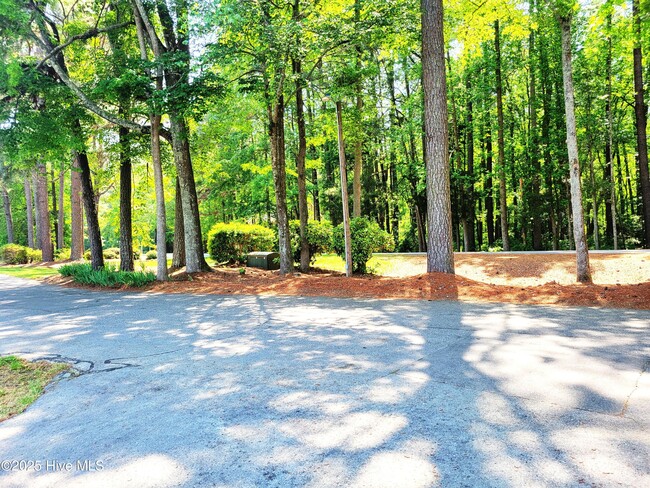 Building Photo - 138 Mallard Cove