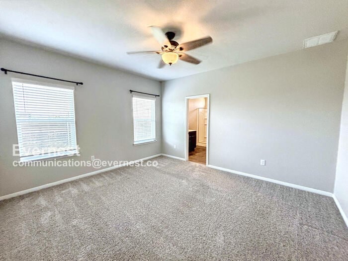 Building Photo - 218 Independence Ave