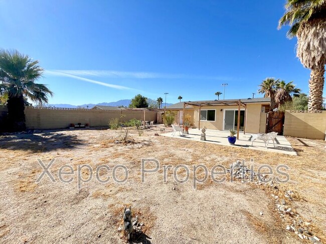 Building Photo - 10730 Cactus Dr