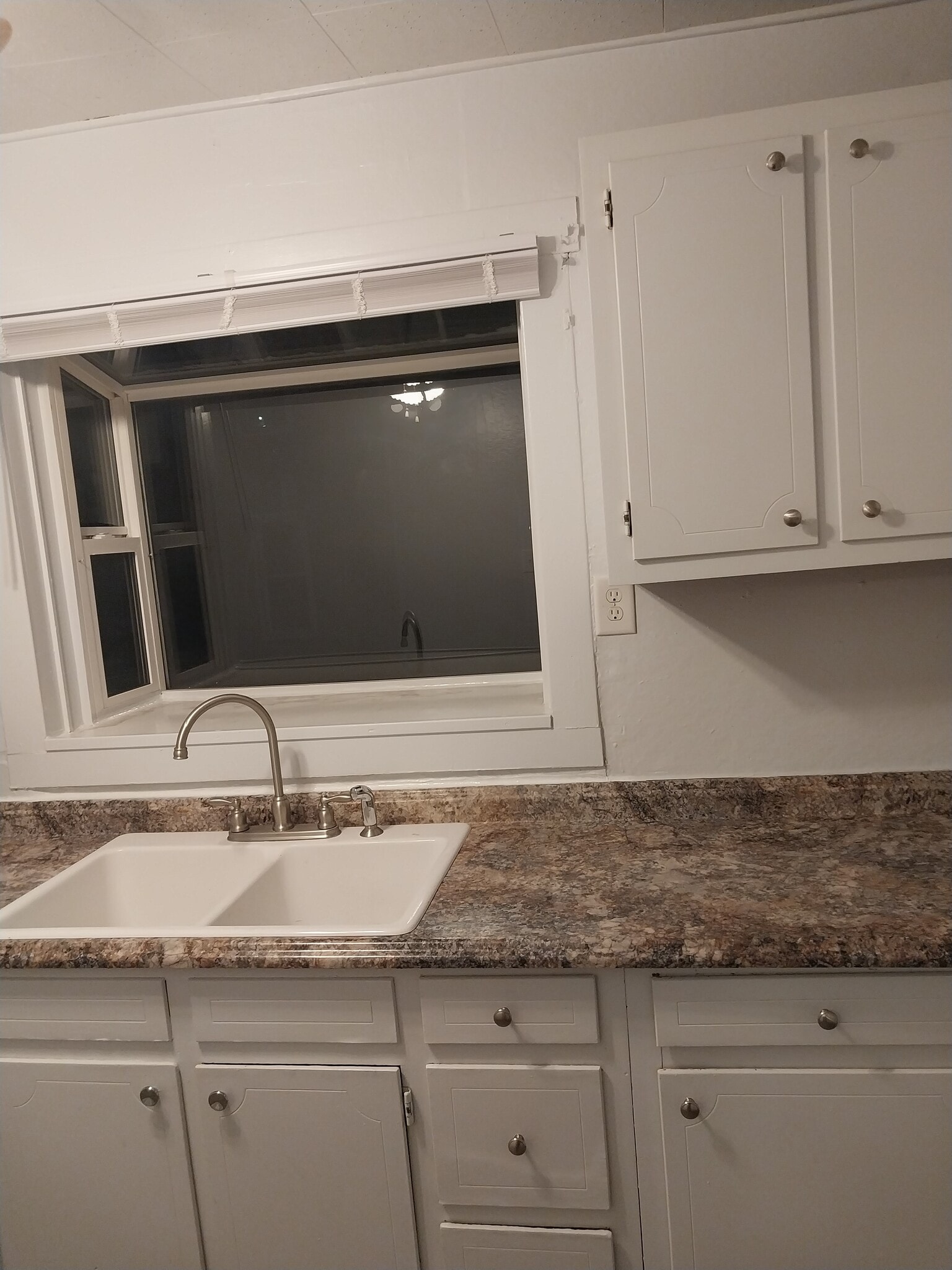 Building Photo - 51 E Summit St