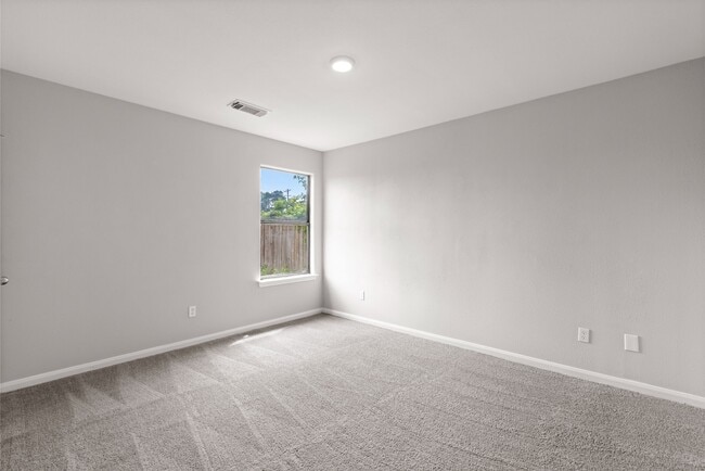 Building Photo - 3016 La Estancia Ln