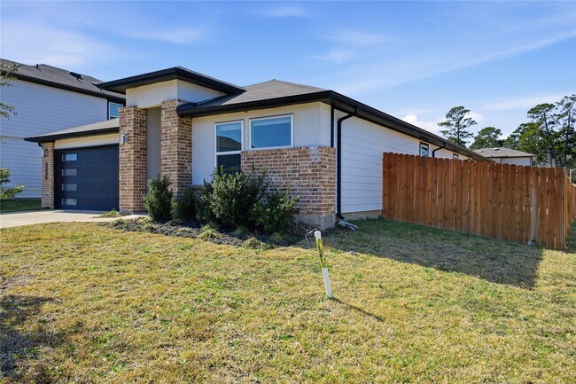 Building Photo - 14251 Big Bnd Dr