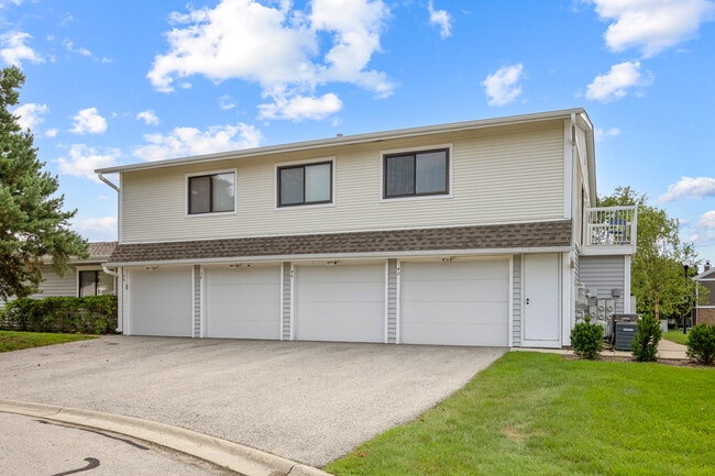 Building Photo - 40 N Waterford Dr