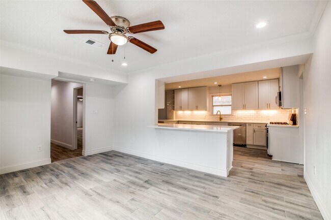 Building Photo - 4409 Rawley St