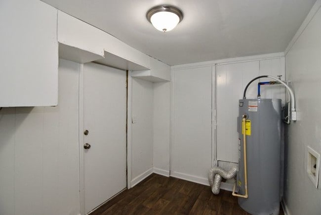 Building Photo - 1602 Apple Valley Dr