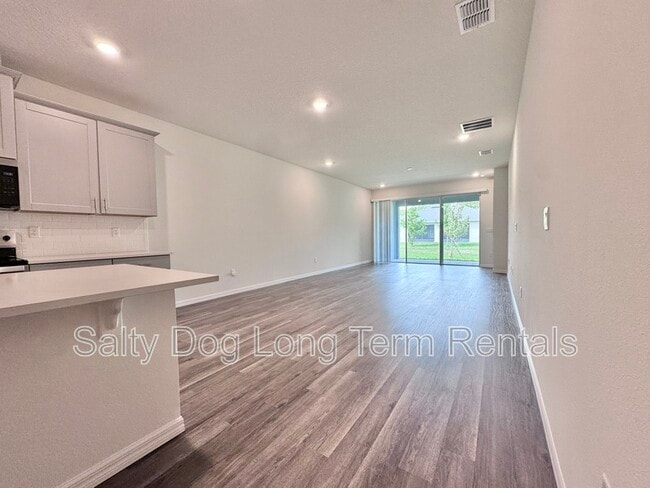 Building Photo - 2697 Kinsale Ln