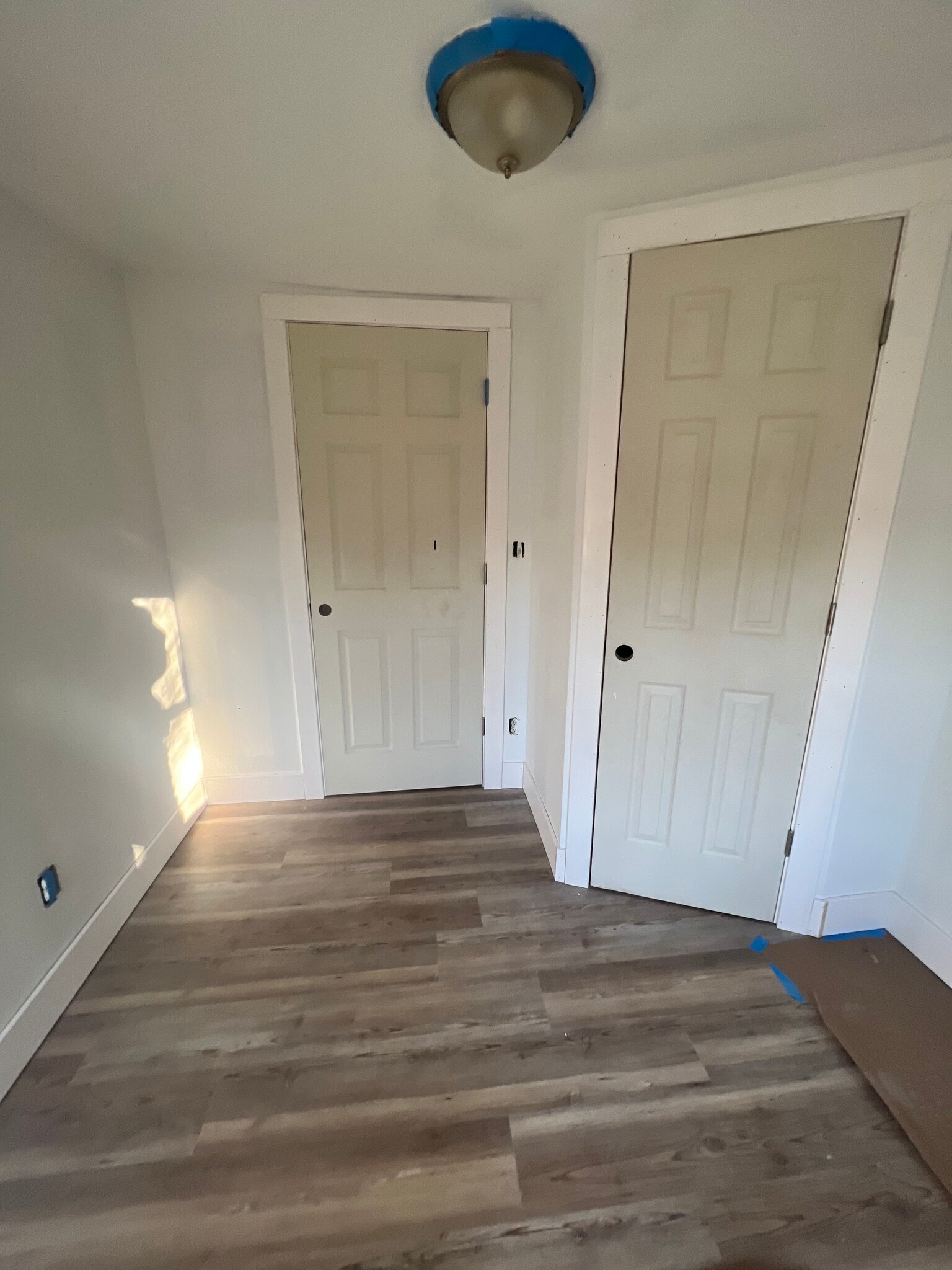 Room 1 - 103 Walnut St