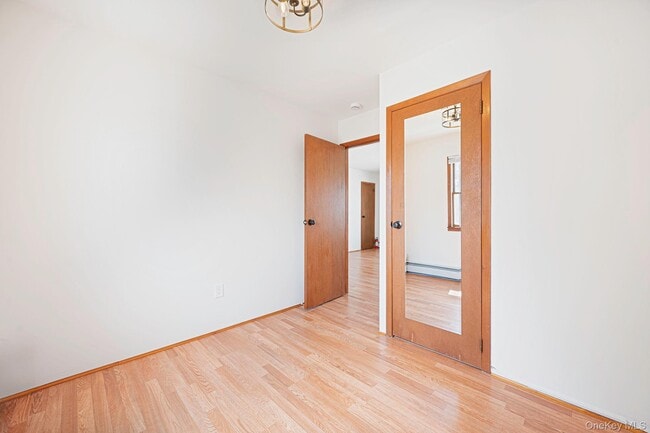 Building Photo - 456 15th St