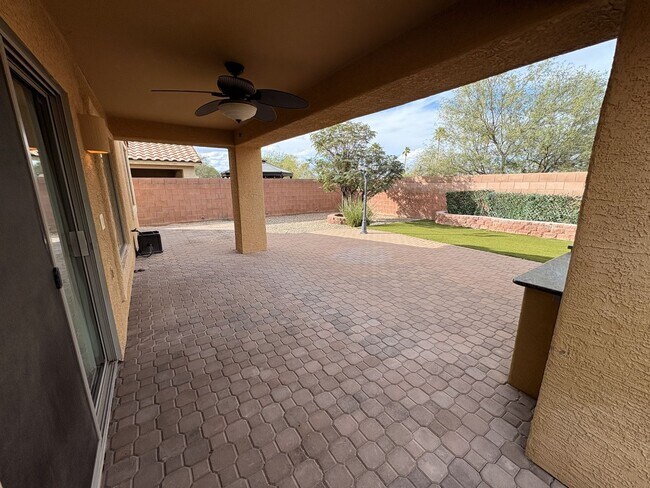 Building Photo - Vail School District Beauty with Solar for low electric bills