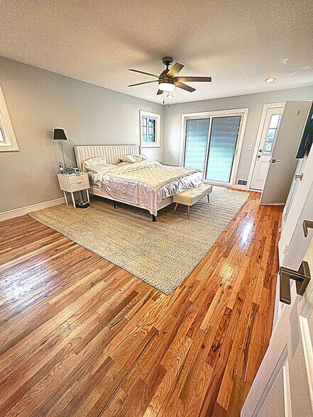 Building Photo - 640 Derby Ave