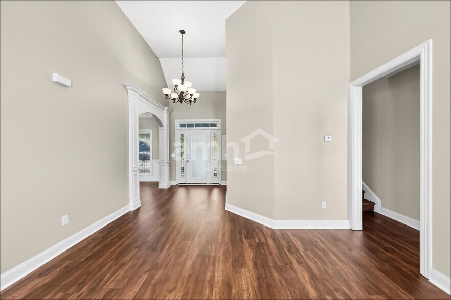 Building Photo - 106 Spencer Springs Dr