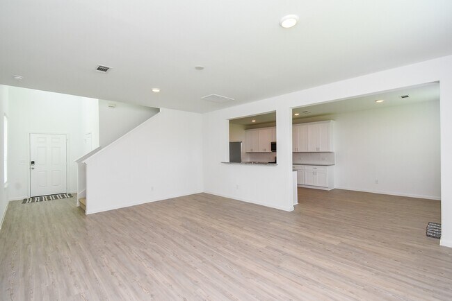 Building Photo - 23923 Escardilla Dr